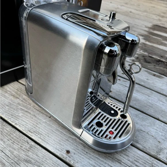 Breville Nespresso creatista plus - Picture 15 of 16